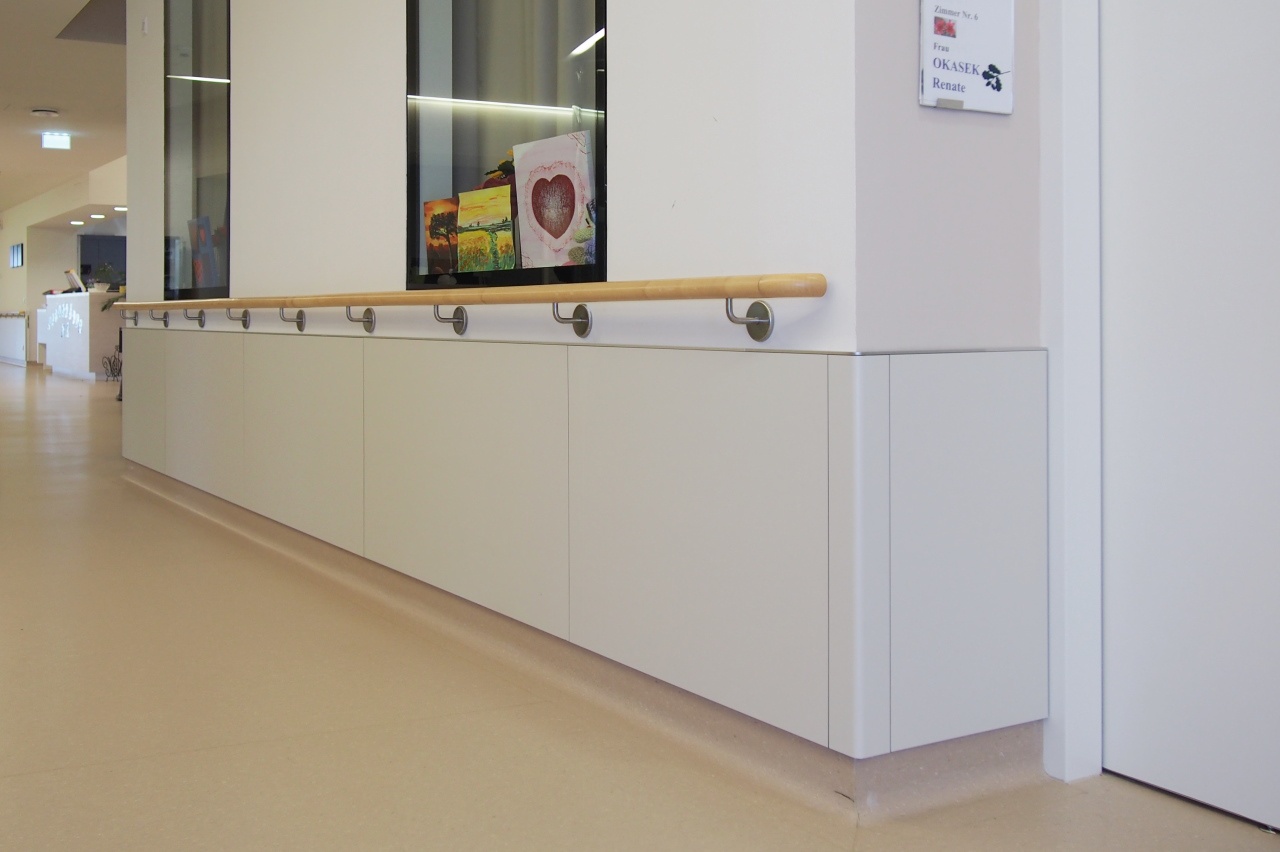 Wandschutzsysteme — Deutsch